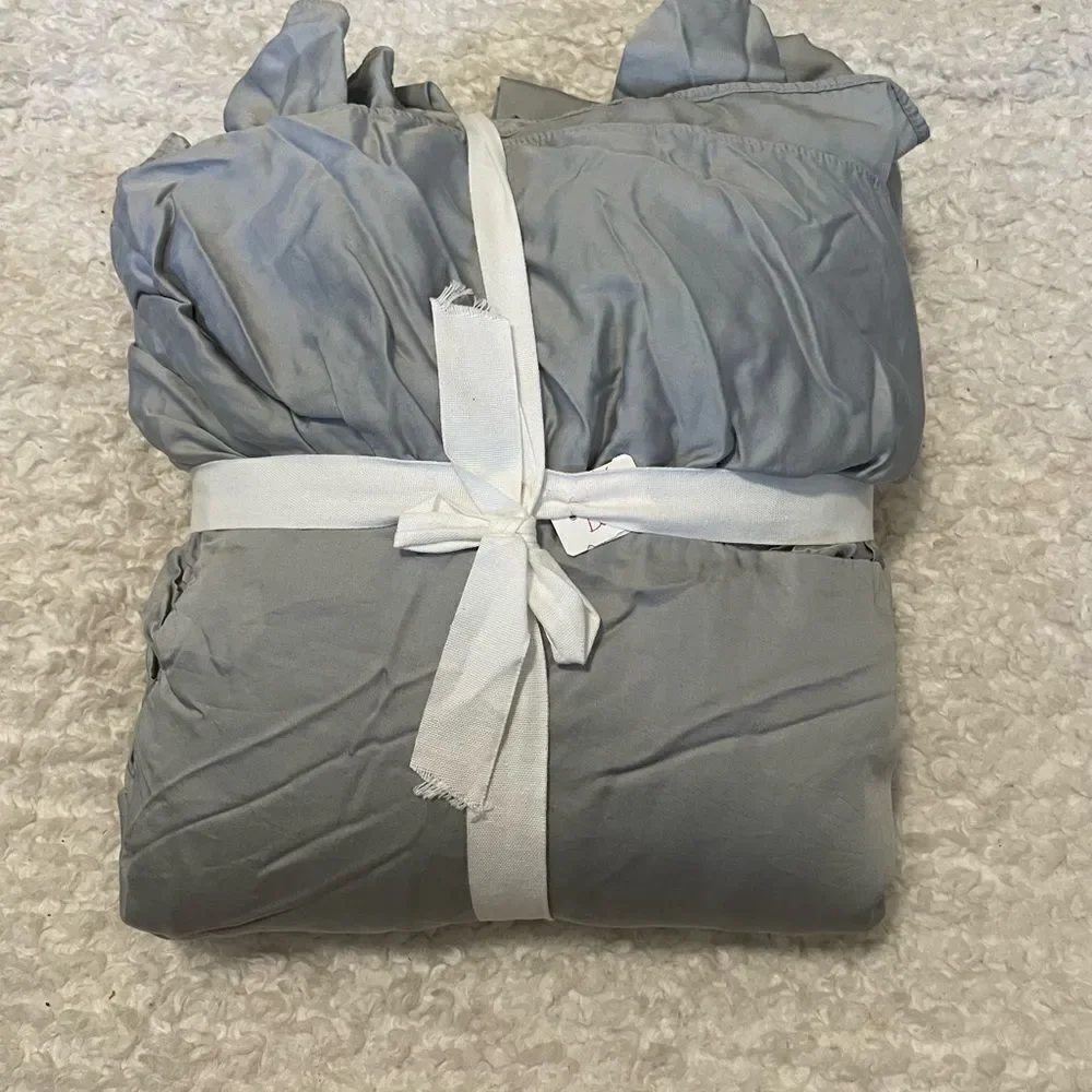 Pottery Barn TENCEL™ Ruffle Duvet Cover Q/F